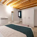 Palazzo Preziosa - Rialto Apartmán *