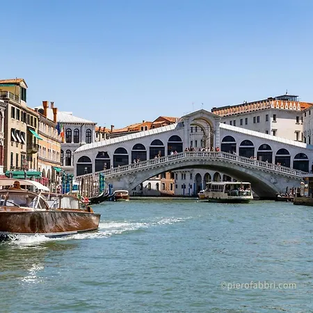 Palazzo Preziosa - Rialto * Benátky