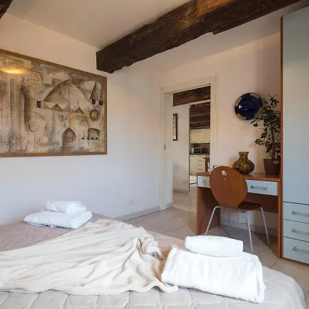 Palazzo Preziosa - Rialto Apartmán *