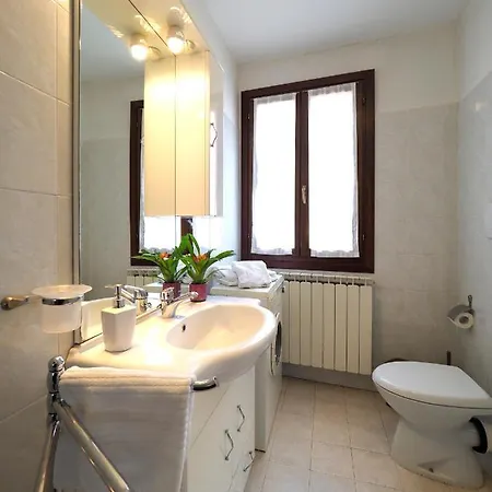 Apartment Palazzo Preziosa - Rialto Venedig